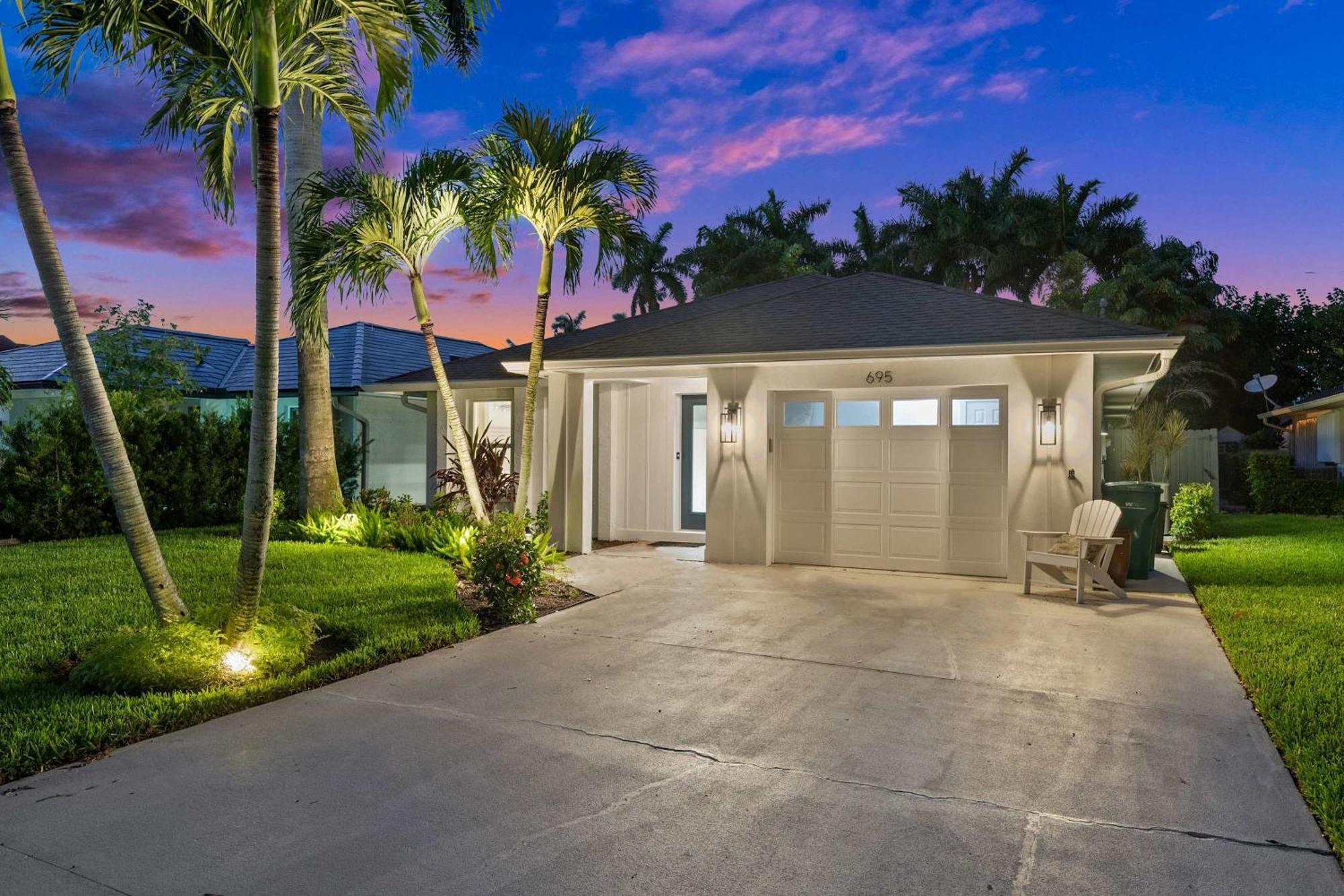 Lush Beachside Oasis -Private Pool And Fire Pit Villa Naples Exterior photo