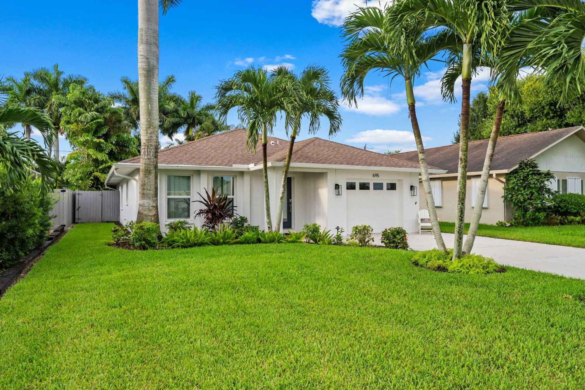 Lush Beachside Oasis -Private Pool And Fire Pit Villa Naples Exterior photo